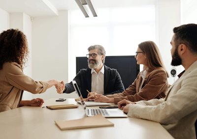 handshake-with-business-people-2.jpg handshake-with-business-people-2.jpg